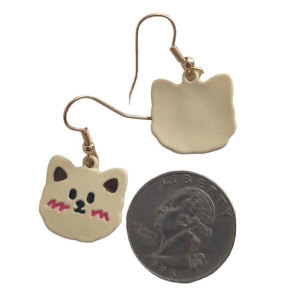 Kitty Cat Face Earrings  - Picture 2 of 4